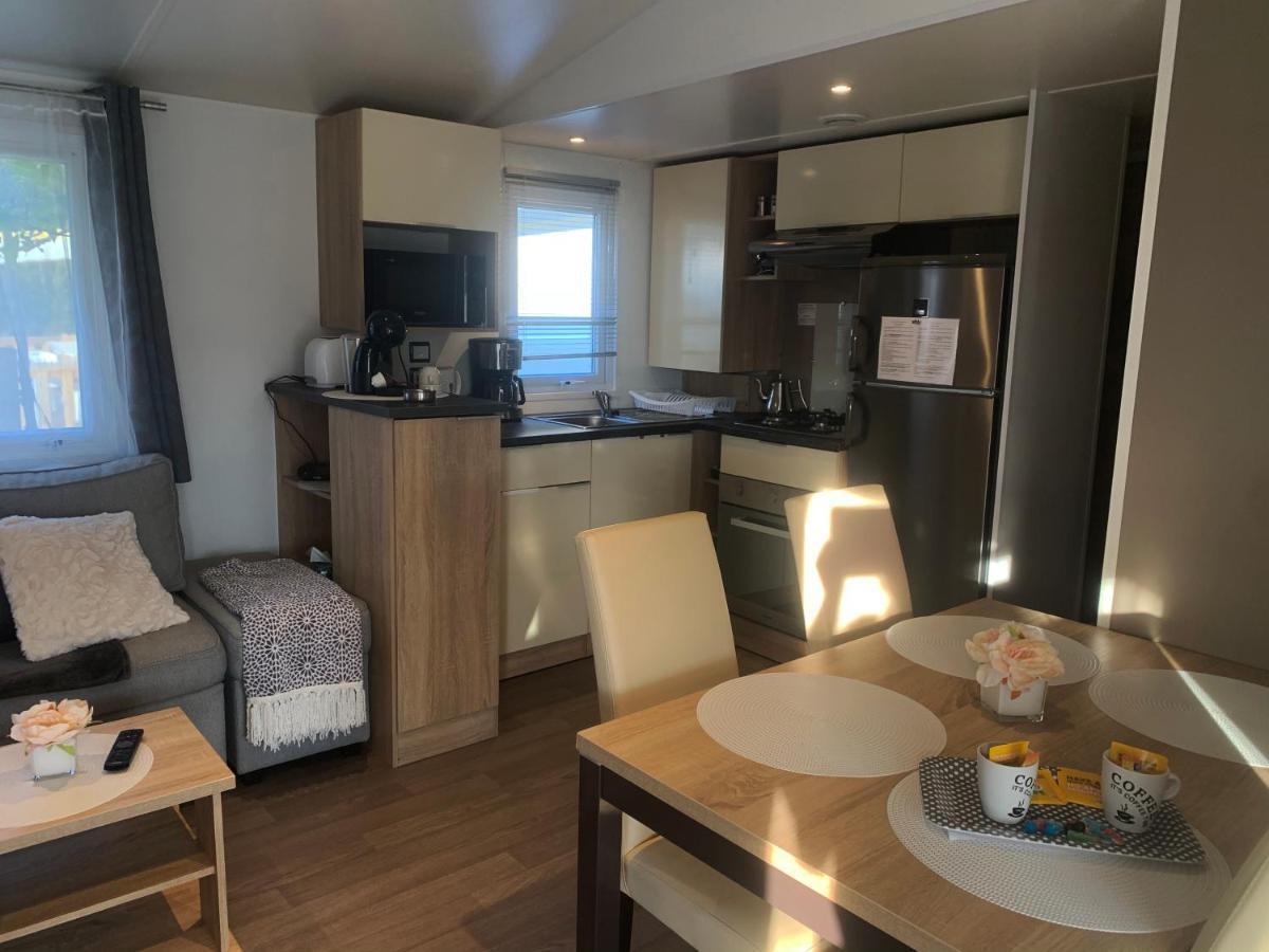 Mobil-Home 4 Etoiles Avec Piscine Proche De Blois Onzain Bagian luar foto