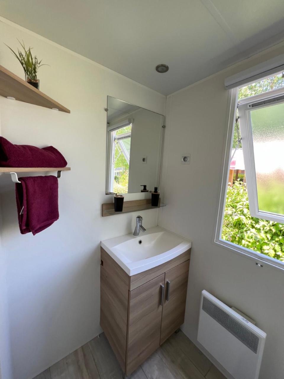 Mobil-Home 4 Etoiles Avec Piscine Proche De Blois Onzain Bagian luar foto