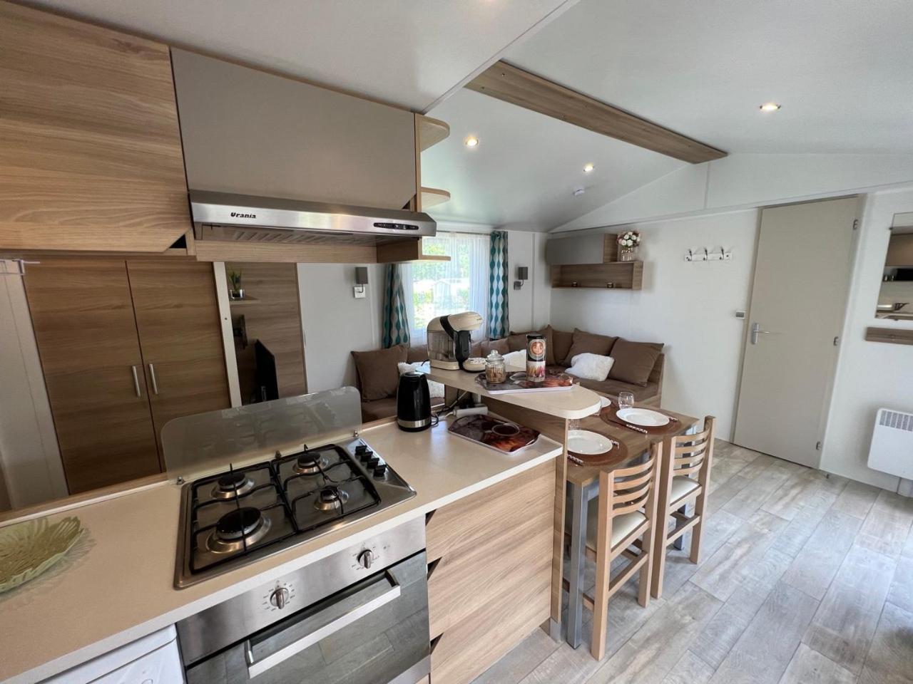 Mobil-Home 4 Etoiles Avec Piscine Proche De Blois Onzain Bagian luar foto