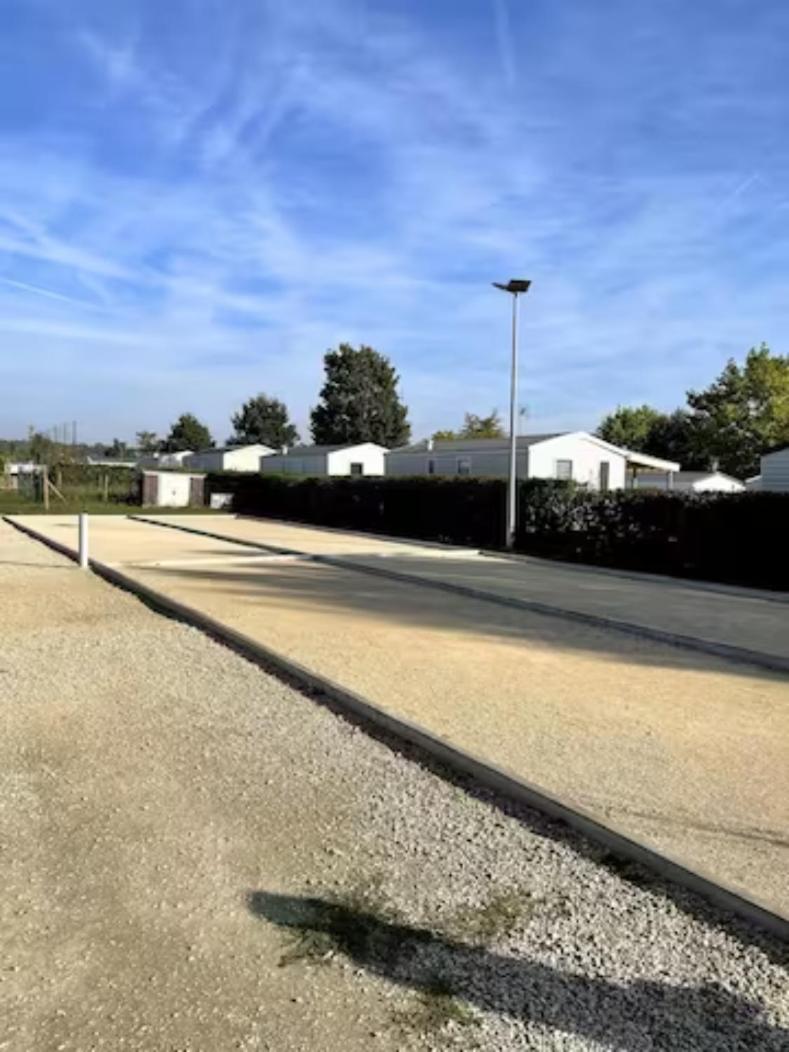 Mobil-Home 4 Etoiles Avec Piscine Proche De Blois Onzain Bagian luar foto